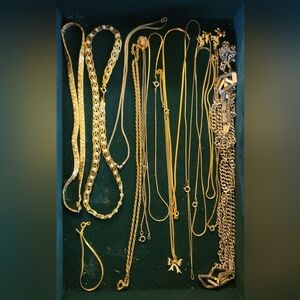 Estate Sale 30+ Pcs Jewelry Bundle Gold Tone Necklaces Pendants Bracelets